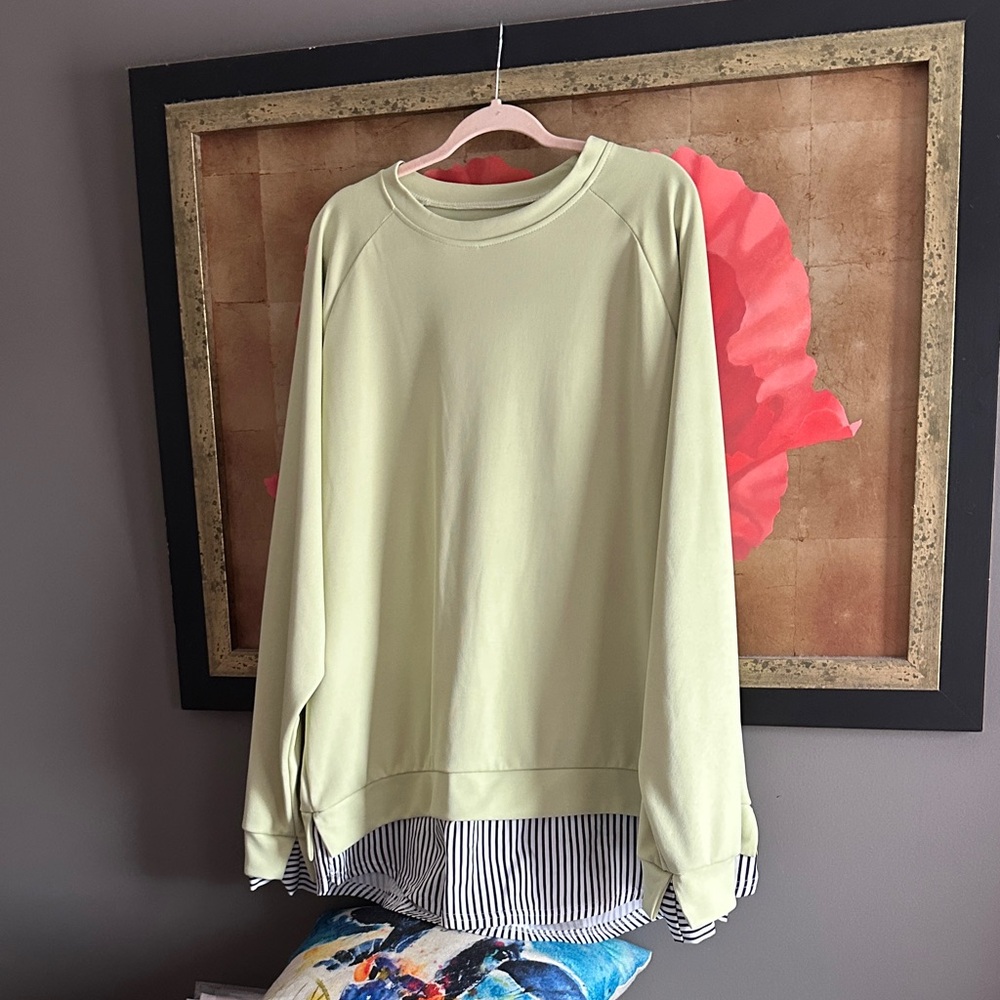 Green Long Sleeve Sweatshirt with Striped Hem